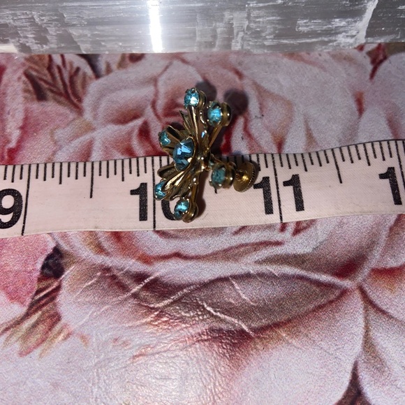 Vintage 1950s Starburst Rhinestone Earrings - Picture 10 of 10